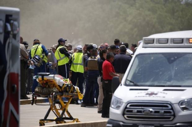 Policía de Texas reconoce que ingresó tarde a escuela donde mataron a 19 niños
