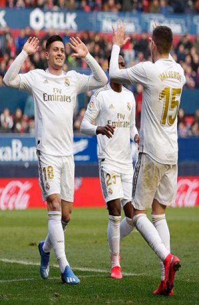 Real Madrid se impuso 4-1 al Osasuna y se mantiene en la cima