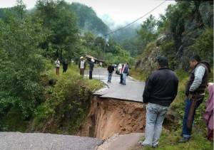 Lluvias dejan afectaciones en 30 municipios de Puebla: Segob