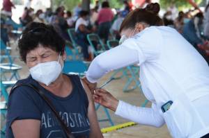 Este lunes reciben vacuna COVID 41 municipios más en Puebla