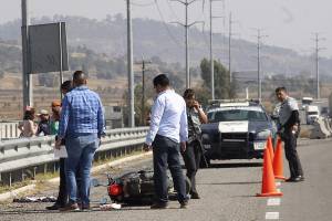 Un ladrón herido en intento de asalto a vehículo de policías en la México-Puebla