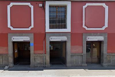 Empistolados asaltaron casa de empeño en el centro de Puebla