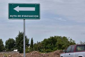 Fue renovada la señalética de las 10 rutas de evacuación del Popocatépetl