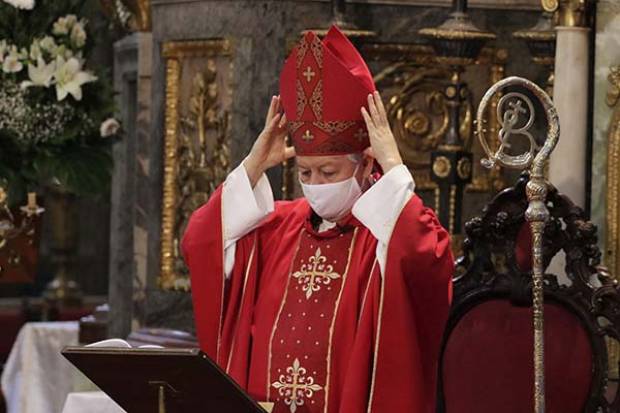 Llama arzobispo de Puebla a respetar resultados electorales
