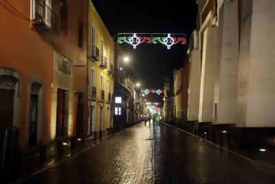 FOTOS: Así lucieron las calles de Puebla, sin espectadores para el Grito