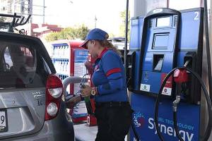 La mitad de las revisiones de Profeco a gasolineras de Puebla son irregulares: RMF