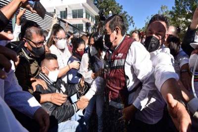 AMLO defiende a un violador: víctima de Félix Salgado Macedonio