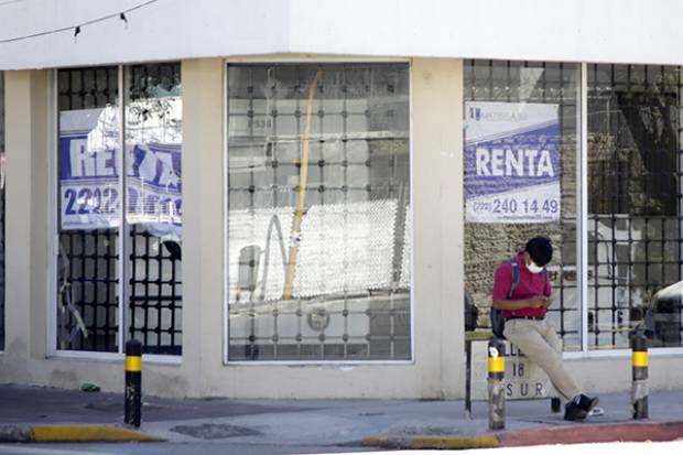 Despidos y cierre de negocios dejan a 92 mil desempleados en Puebla: INEGI