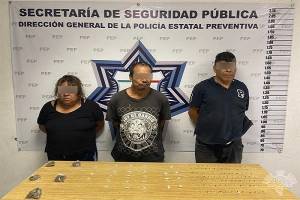 Trío con más de 100 dosis de droga es detenido en San Pablo Xochimehuacan