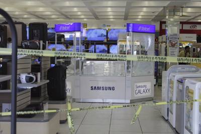 A medio día atracaron tienda Coppel en La Margarita