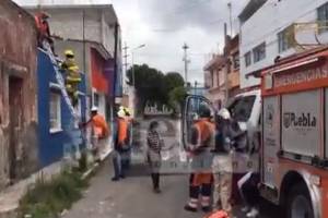VIDEO: Cae techo de una vivienda en la colonia Lázaro Cárdenas
