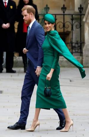 Príncipe Harry y Meghan Markle dijeron adiós a la familia real británica