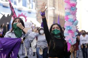 Feministas urgen al Congreso de Puebla realizar el primer Parlamento Abierto sobre el aborto
