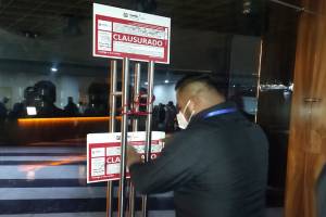 Clausuran cuatro antros por incumplimiento de normatividad en Puebla