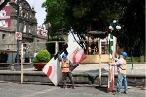 FOTOS. Retiran valla del zócalo de Puebla