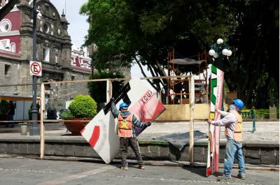FOTOS. Retiran valla del zócalo de Puebla