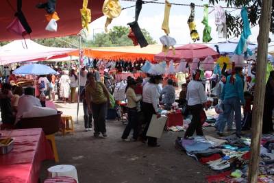 Matan a balazos a dos comerciantes del Tianguis de San Isidro