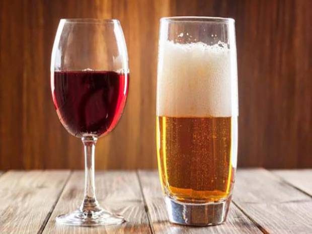 Detectan herbicidas en cervezas y vinos de consumo en México