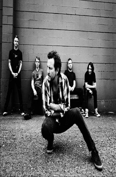 Pearl Jam suspende inicio de gira por EU y Canadá por coronavirus