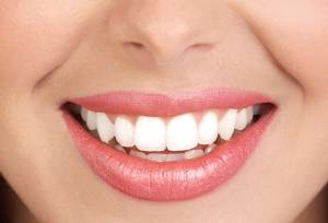 ¿Es posible eliminar el sarro de los dientes naturalmente?