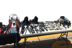 Dos detenidos en decomiso de armas blancas y hechizas en centro y CAPU