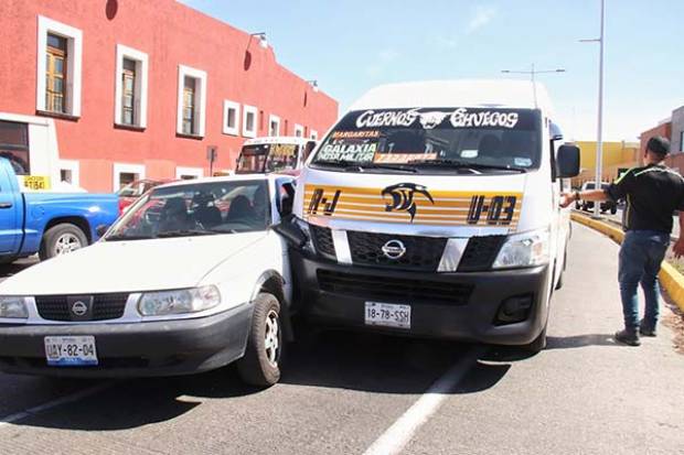 Conductor, principal factor de los accidentes del transporte público en Puebla: INEGI