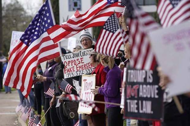 Crecen protestas contra Trump por declaración de emergencia nacional