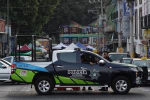 Taxi atropella a menor que se dirigía a la escuela en Puebla