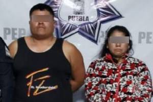 Pareja de narcovendedores es detenida en Hueytamalco