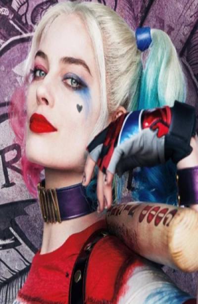 Margot Robbie cautiva con su nuevo atuendo de Harley Queen