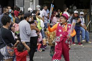 Payasitos sí tienen permisos para realizar espectáculos en el Centro Histórico de Puebla