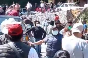 Conflicto entre camioneros desata balacera y deja dos muertos en Eloxochitlán