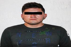 Cayó sujeto acusado de robo de vehículo y privación de la libertad en Puebla