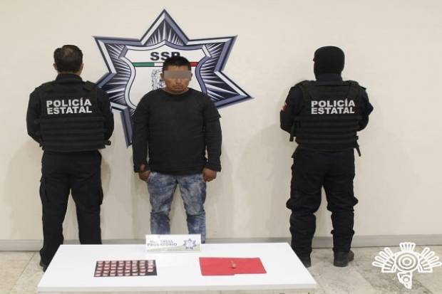 Vendedor de droga es detenido en Coronango con 39 envoltorios