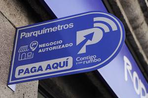 Suspenden establecimientos cobro a parquímetros en Puebla por mayor uso de aplicación