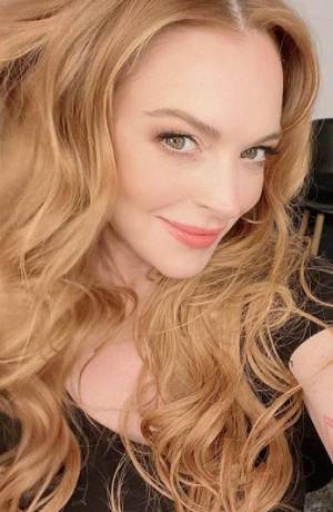 Lindsay Lohan anuncia boda con Bader Shammas