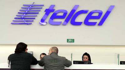 Miles denuncian fallas en servicio de Telcel; Profeco promete investigar