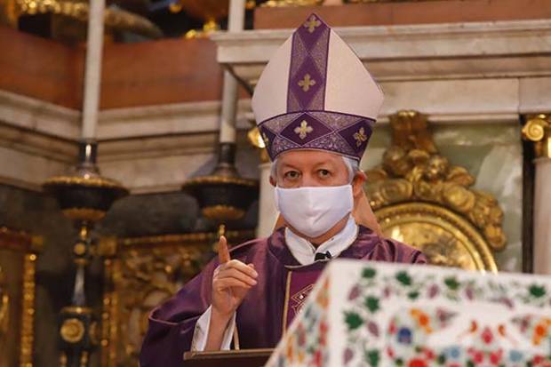 Pide arzobispo de Puebla proteger a las mujeres