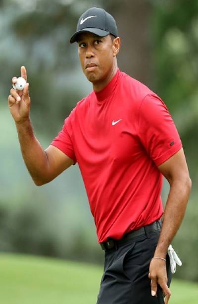 Tiger Woods jugará torneo de golf junto a su hijo Charlie