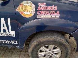 Llantas lisas, unidades descompuestas; así operan patrullas de San Andrés Cholula