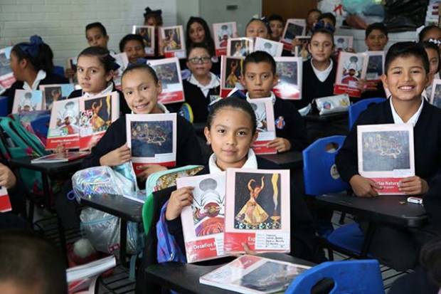 Inicia en Puebla la distribución de libros de texto gratuitos de nivel secundaria