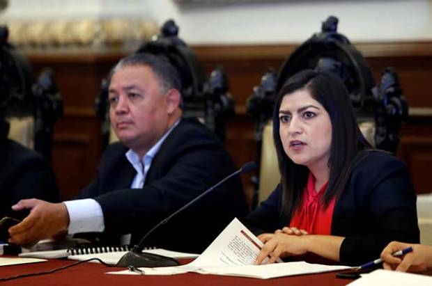 Claudia Rivera: ahora se le rebelan los regidores de su partido