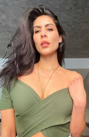 María León sorprende con sensual post en Instagram