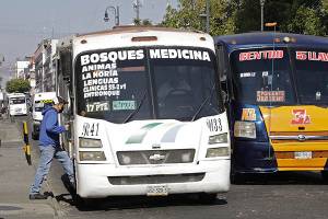 Ofrecen descuento del 50% en licencias para choferes de transporte público en Puebla