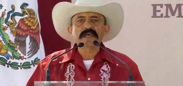 Nieto de Emiliano Zapata: AMLO no cumple ni es congruente