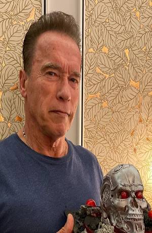 Arnold Schwarzenegger y Jacki Chan revolucionaron las redes con likes