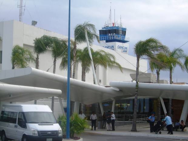 ¿Hubo balacera en el aeropuerto de Cancún?