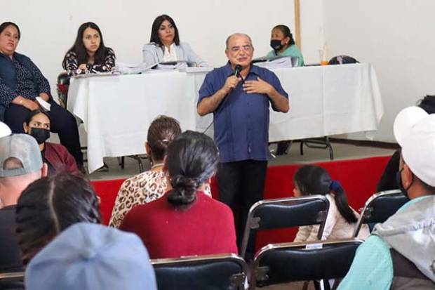 Alcalde de Zacatlán sostiene reunión de trabajo con comerciantes ambulantes