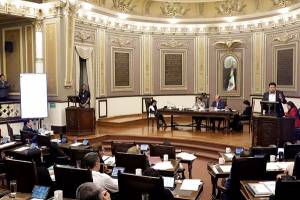 Congreso aprueba nueva estructura para gobierno de Barbosa