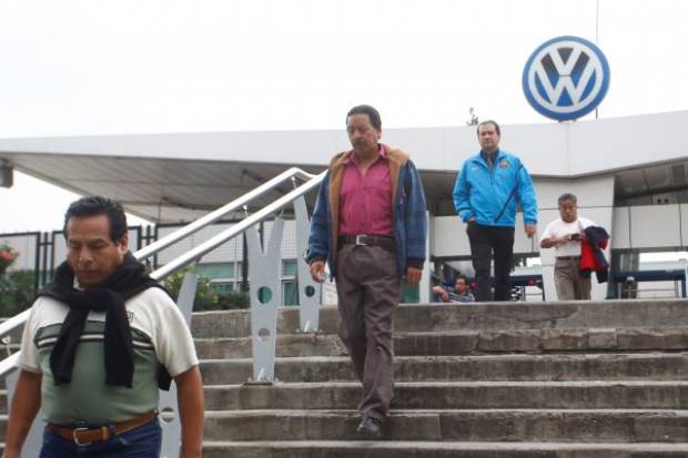 350 obreros aceptaron retiro voluntario en Volkswagen Puebla